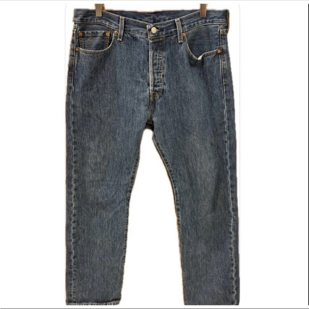 Levi's 501 NWOT Original Straight Fit Jeans Button Fly Denim Jeans W34 L30